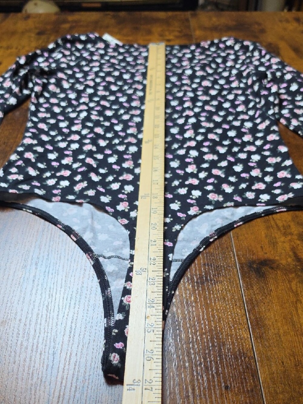 PINK Victoria's Secret | Black Cabbage Rose Long-Sleeve Floral Bodysuit | M - Picture 8 of 10